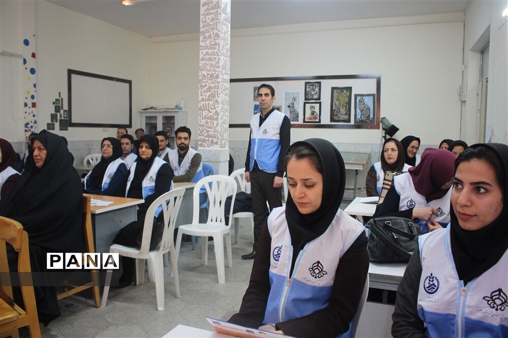 دوره آموزشی ضمن خدمت مربیان تشکیلاتی سازمان دانش‌آموزی شهرستان بجنورد