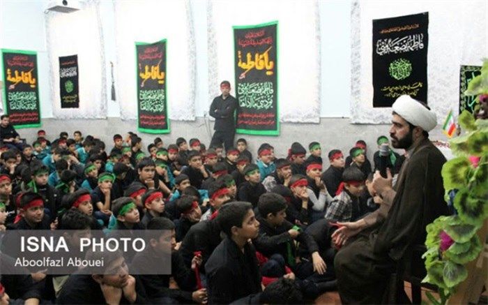 اشک ماتم نوجوانان مهریزی در سوگ سردار دل‌ها