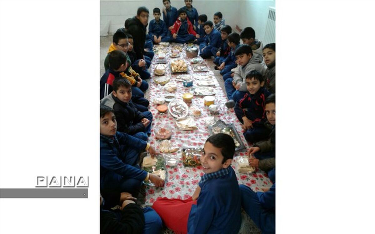 برگزاری جشنواره تغذیه سالم در دبستان حضرت قاسم (ع)
