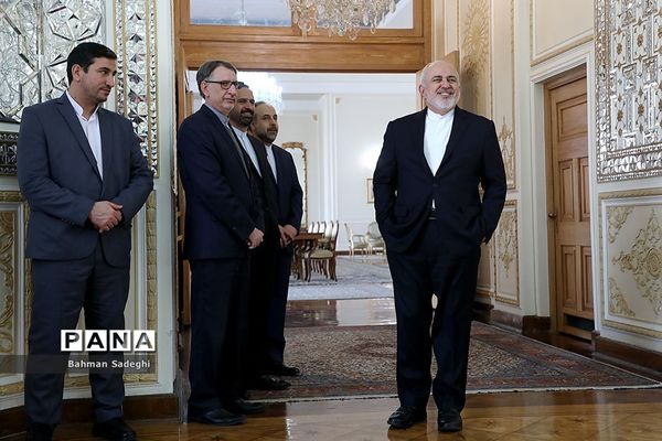 دیدار ظریف با وزیر امور خارجه ونزوئلا