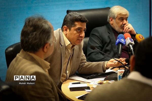 نشست خبری معاون برنامه ریزی و توسعه منابع وزارت آموزش و پرورش