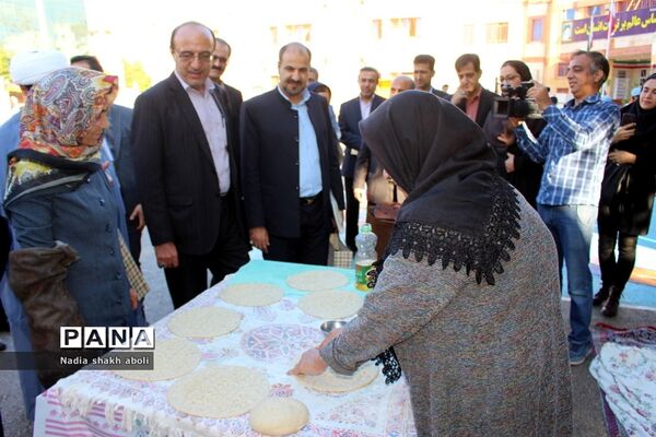 نمایشگاه دستاوردهای مدارس غیر دولتی و هیات امنایی  بوشهر