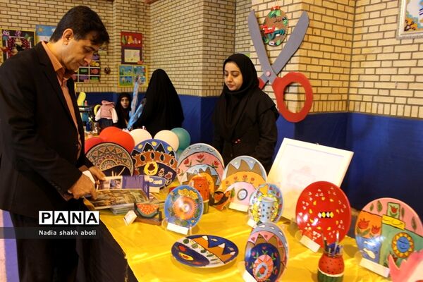 نمایشگاه دستاوردهای مدارس غیر دولتی و هیات امنایی  بوشهر