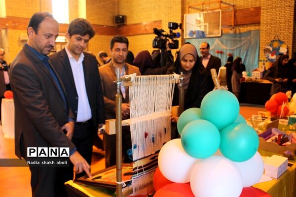 نمایشگاه دستاوردهای مدارس غیر دولتی و هیات امنایی  بوشهر