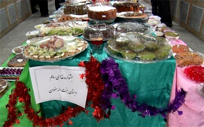 جشنواره هوای پاک ، غذای سالم در دبستان جنت الرضوان میبد