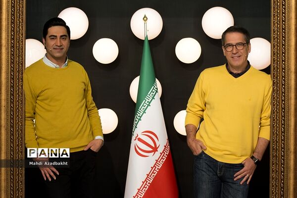 برنامه تلویزیونی چهل تیکه