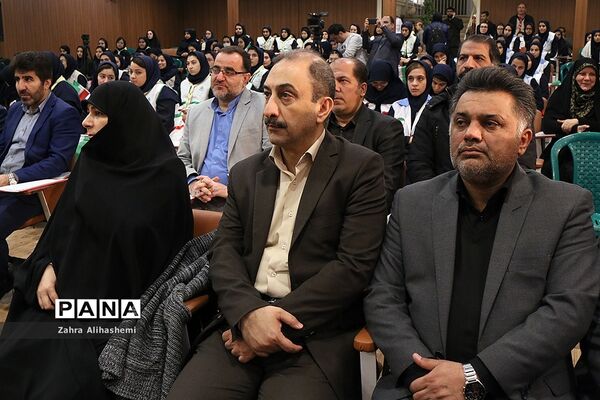 آیین نمادین «دومین سیل مهربانی همکلاسی‌ها»