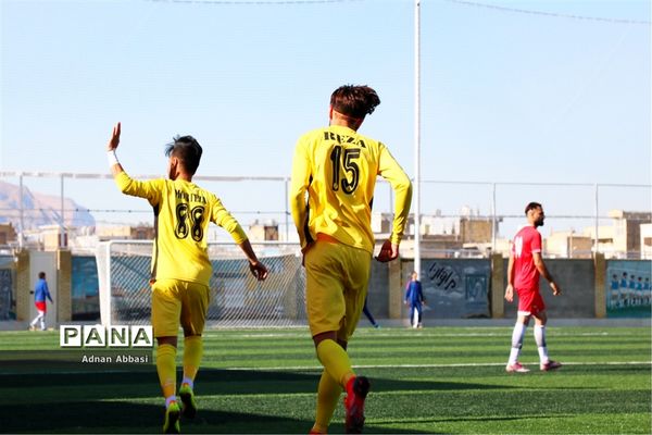 مسابقات  لیگ برتر بزرگسالان استان فارس بین دو تیم ماهان شیراز و پرسپولیس شیراز