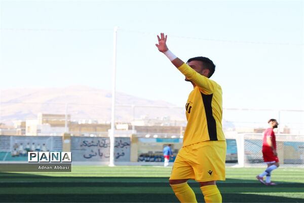 مسابقات  لیگ برتر بزرگسالان استان فارس بین دو تیم ماهان شیراز و پرسپولیس شیراز