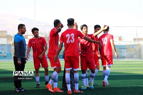 مسابقات  لیگ برتر بزرگسالان استان فارس بین دو تیم ماهان شیراز و پرسپولیس شیراز