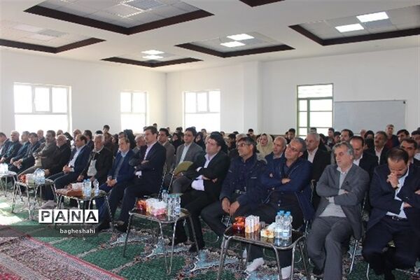 افتتاح دبیرستان حاج محمد طیب دریزد