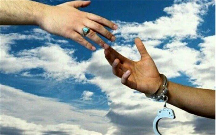 کمک معلم بازنشسته به آزادی مددجوی زن محکوم مالی از زندان یزد