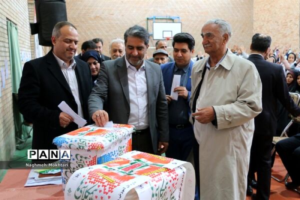 سیل مهربانی در آموزش و پرورش شهرستان‌های تهران