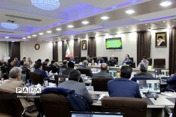 جلسه هم‌اندیشی و دوره آموزشی معاونان توسعه مدیریت و پشتیبانی مناطق 24 گانه آذربایجان غربی در ارومیه