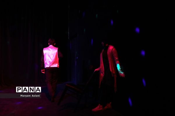 احرای نمایش مجلس قتل رئیس جمهور