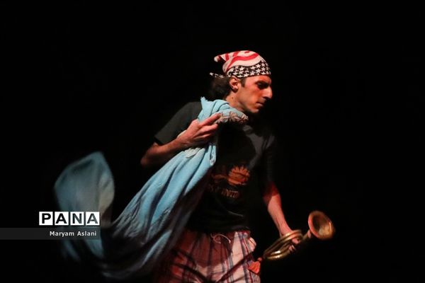 احرای نمایش مجلس قتل رئیس جمهور