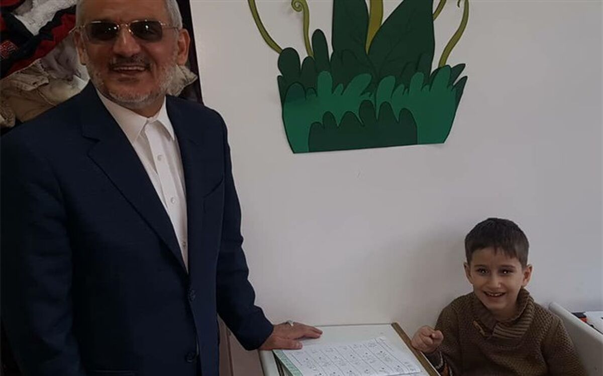 بازدید وزیر آموزش‌وپرورش از مجتمع آموزشی جمهوری اسلامی ایران در دمشق +تصویر