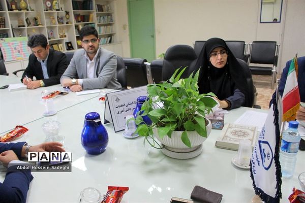 جلسه ستاد استانی انتخابات دهمین دوره مجلس دانش آموزی استان بوشهر