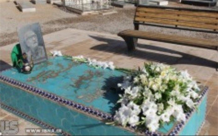 پیشنهاد انتقال آرامگاه آذریزدی به‌دلیل «عدم همراهی» هیئت امنا محل دفن