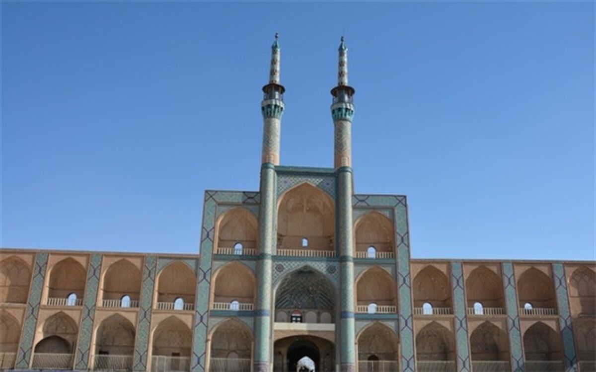 میدان امیرچخماق یزد در آستانه سال نو مرمت و بهسازی می‌شود