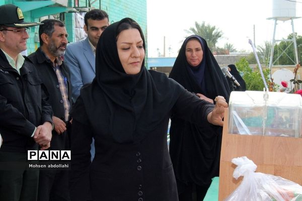 سیل مهربانی  در دبستان دخترانه شهید دانشگر سعدآباد