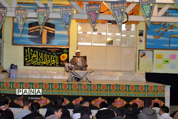 آیین عزاداری و سوگواری حضرت فاطمه زهرا(س) در دبیرستان مومنین