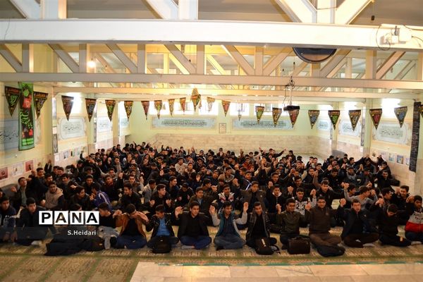 آیین عزاداری و سوگواری حضرت فاطمه زهرا(س) در دبیرستان مومنین