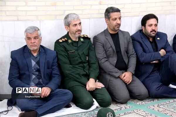 وداع با شهید گمنام دراداره‌کل آموزش و پرورش استان یزد