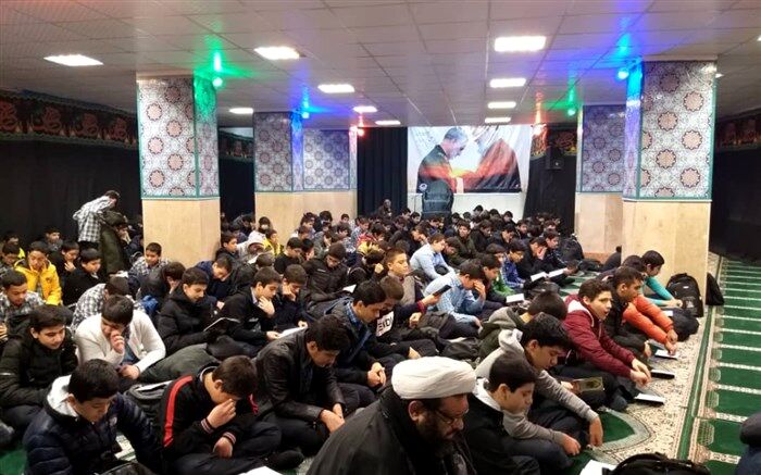 ایام فاطمیه نماد عشق شیعیان به ولایت  منطقه12