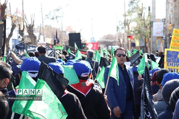 پویش دانش آموزی نوگلان فاطمی در آباده