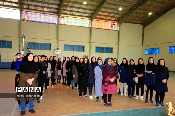 مقام اول والیبال بانوان گناوه در جشنواره ورزشی فرهنگیان بسیجی آموزش و ‌پرورش استان بوشهر
