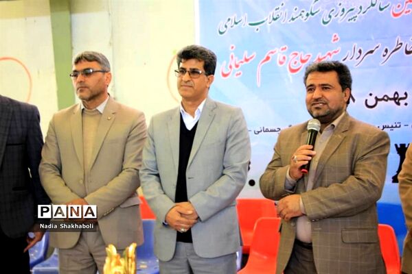 مقام اول والیبال بانوان گناوه در جشنواره ورزشی فرهنگیان بسیجی آموزش و ‌پرورش استان بوشهر