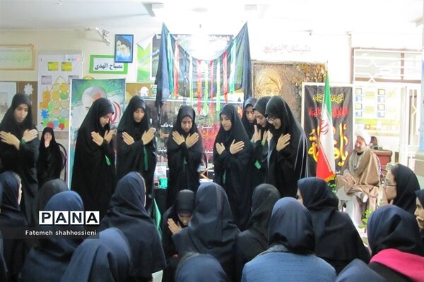 مراسم سوگواری ایام فاطمیه دانش آموزان در فیروزکوه