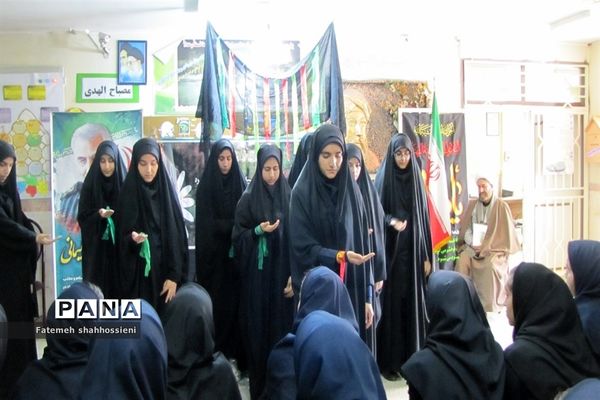 مراسم سوگواری ایام فاطمیه دانش آموزان در فیروزکوه