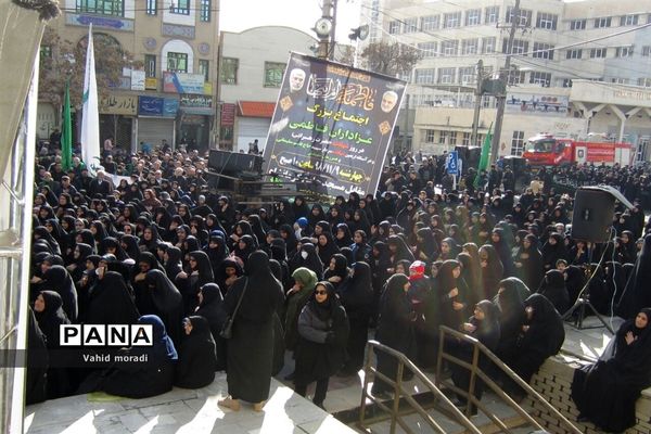 اجتماع بزرگ عزادارن فاطمی در کرمانشاه