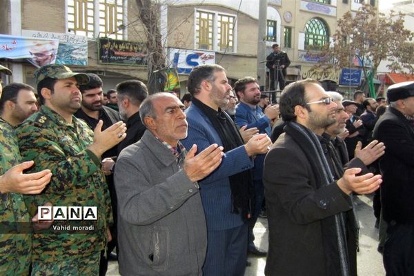 اجتماع بزرگ عزادارن فاطمی در کرمانشاه