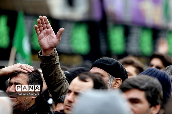 اجتماع عاشورای فاطمی در میدان هفت تیر