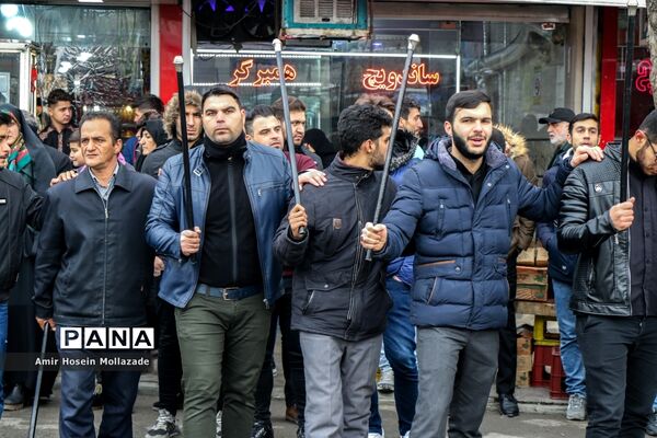 عزاداری خیابانی مردم ارومیه در سوگ حضرت فاطمه زهرا (س)