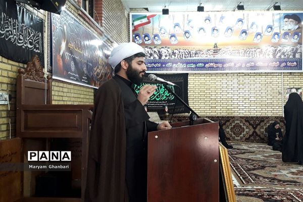 مراسم عزاداری بانوان فشافویه درسوگ حضرت فاطمه زهرا(س)