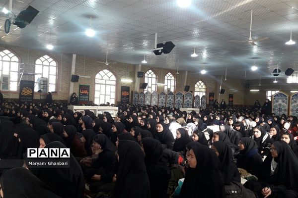 مراسم عزاداری بانوان فشافویه درسوگ حضرت فاطمه زهرا(س)