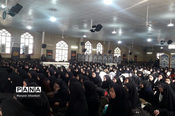 مراسم عزاداری بانوان فشافویه درسوگ حضرت فاطمه زهرا(س)