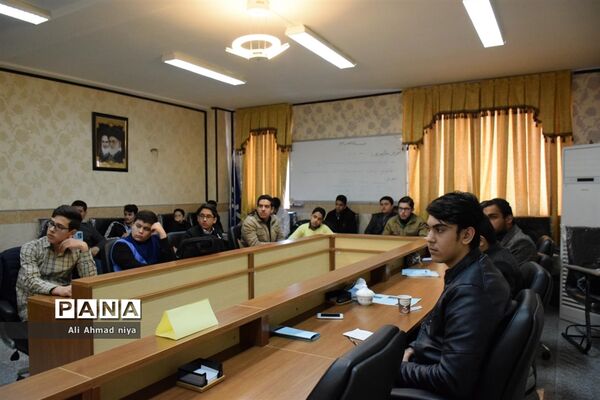 دهمین دوره انتخابات مجلس دانش آموزی استان قم (پسران)