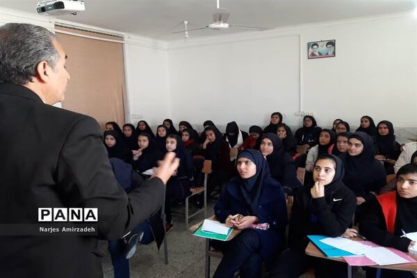 برگزاری کارگاه آموزشی خبرنگاری ویژه دانش‌آموزان شهرستان فسا