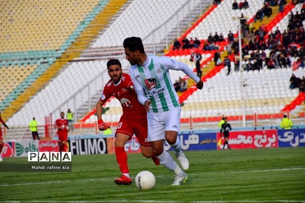 دیدار تیم‌هاى تراکتور و ذوب آهن