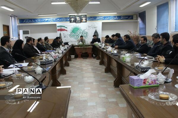 جلسه بزرگداشت دهه فجر در قائم‌شهر
