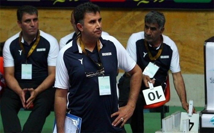 تماشاگرنماها مردم شهر را بدنام می‌کنند/ به پیروزی نیاز داریم