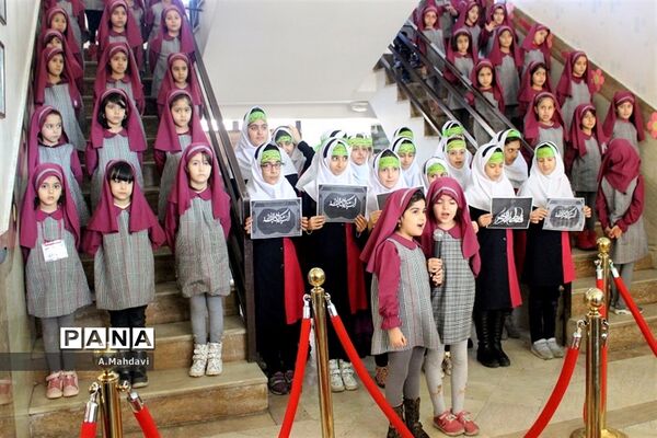 سیل مهربانی دانش‌آموزان