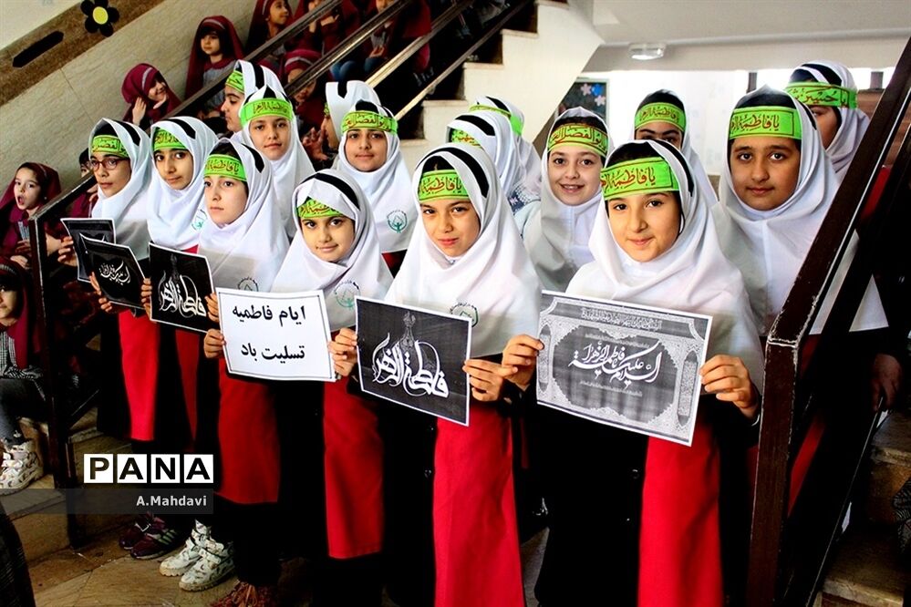 سیل مهربانی دانش‌آموزان