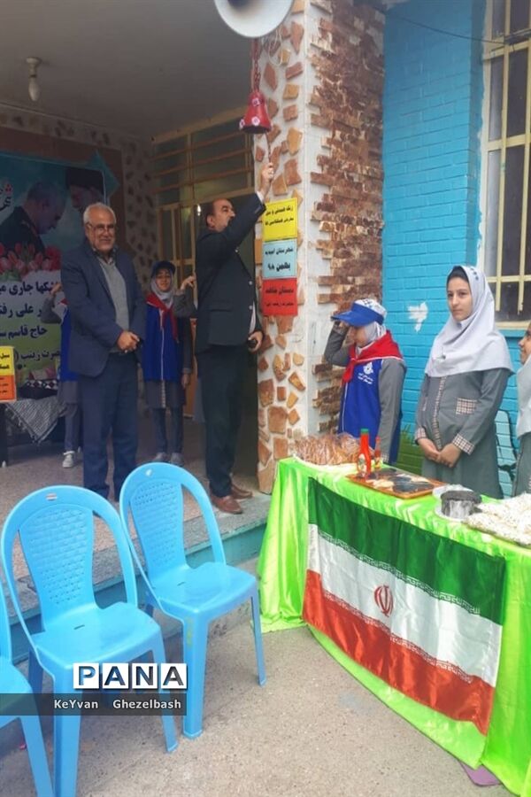 مراسم سیل مهربانی هم کلاسی ها در شهرستان امیدیه