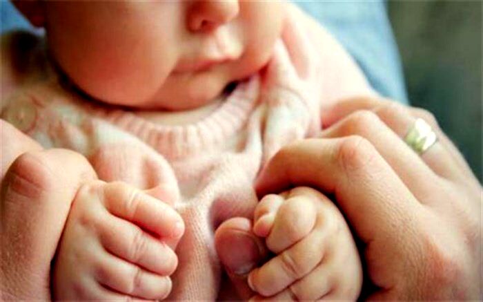 اتباع خارجی چگونه می‌توانند کودک ایرانی  را به فرزندخواندگی بپذیرند؟